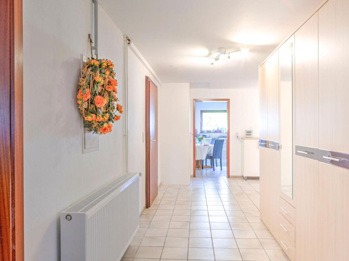 Apartamento Sunny Flat In Bad Driburg With Garden Exterior foto
