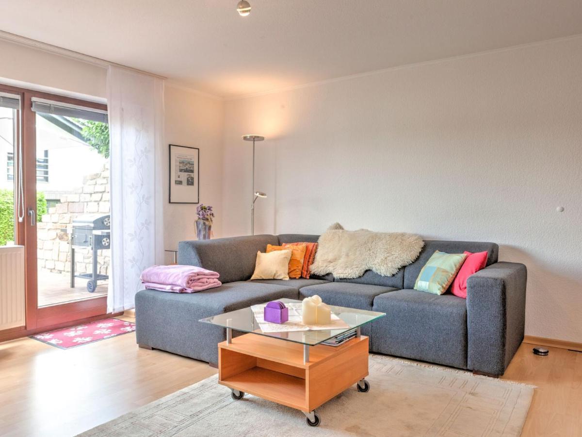 Apartamento Sunny Flat In Bad Driburg With Garden Habitación foto