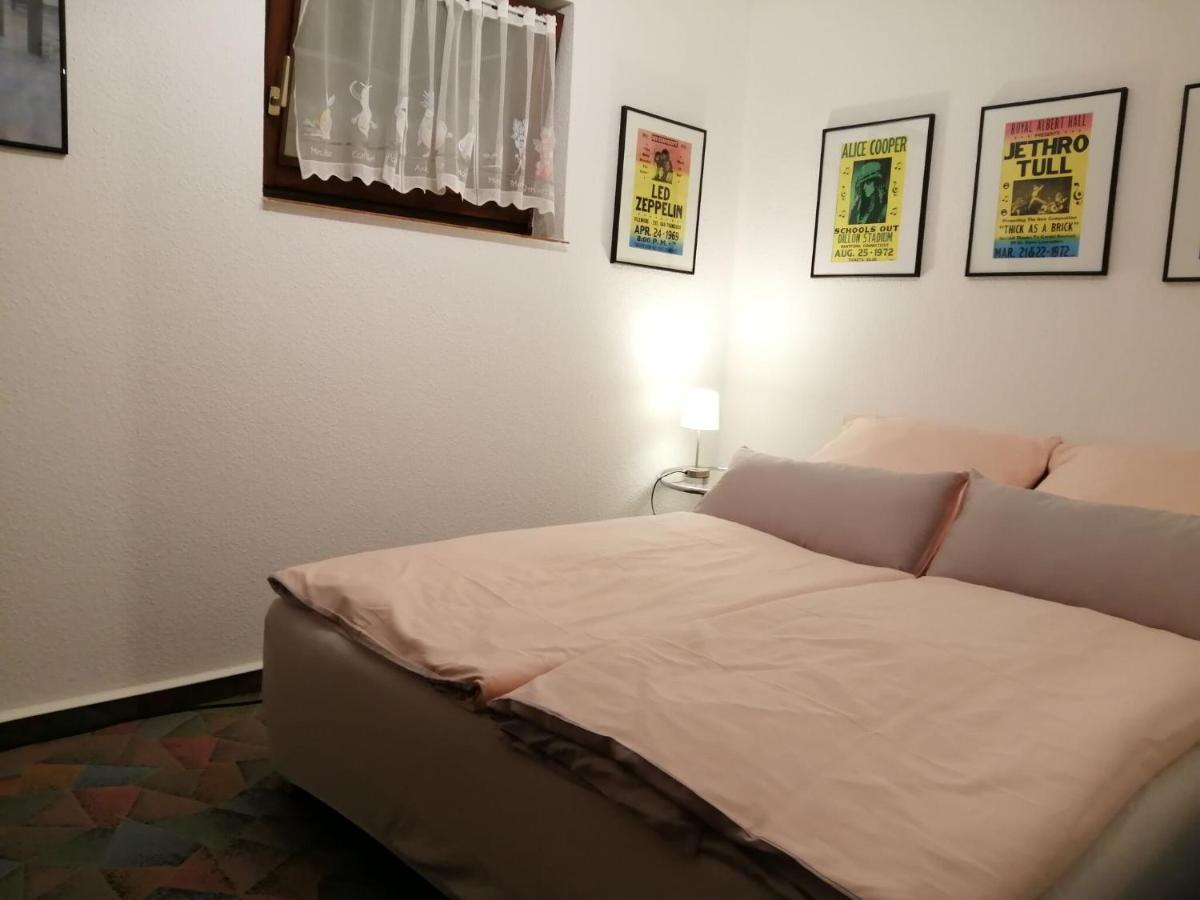 Apartamento Sunny Flat In Bad Driburg With Garden Exterior foto